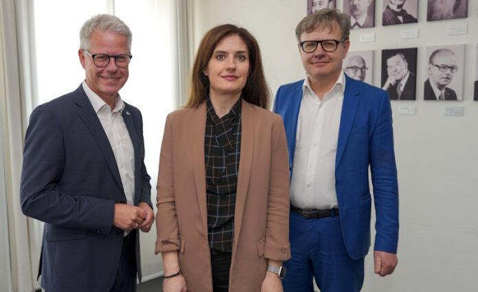 Ukraine Business Round Table“ mit Iryna Shum, Generalkonsulin der Ukraine in Düsseldorf (gemeinsam mit Herrn Steinmetz)